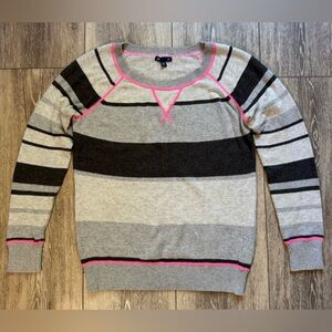 GAP Women's Sweater in Gray and Pink Stripes